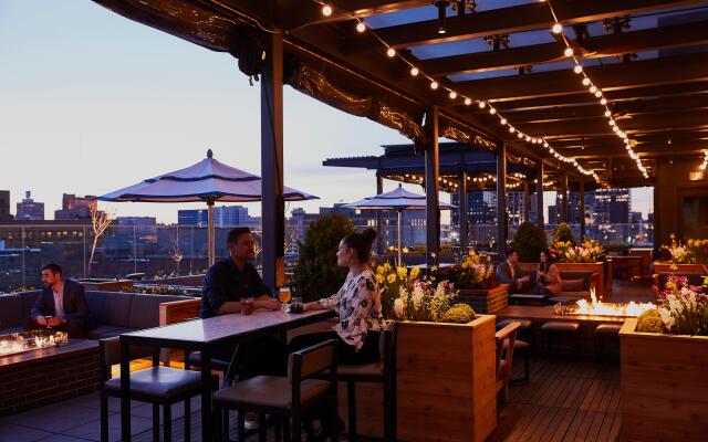 Kimpton Journeyman Hotel by IHG