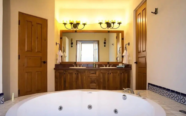 FN535-Loreto Bay-Luxury Villa, next to Lap Pool