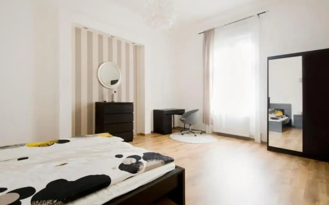 Downtown Rising Sun 104 sq.m