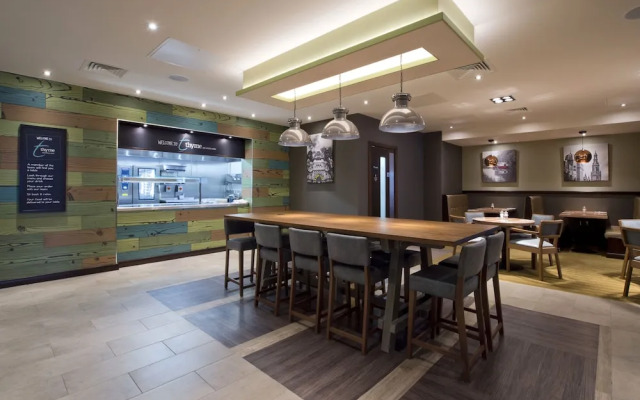 Premier Inn Leeds Cc - Whitehall Road