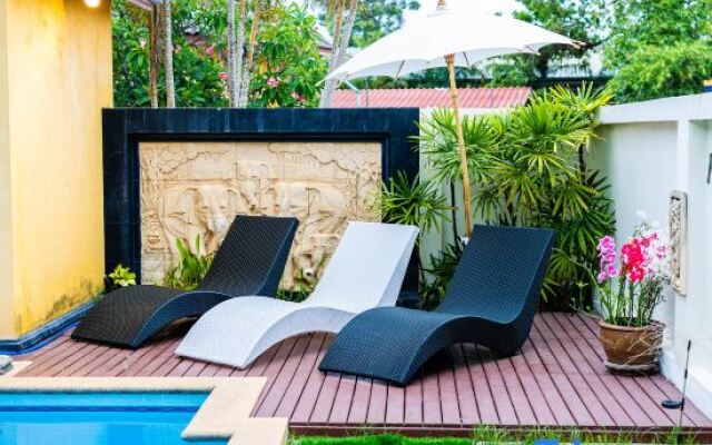 November T Pool Villa 2