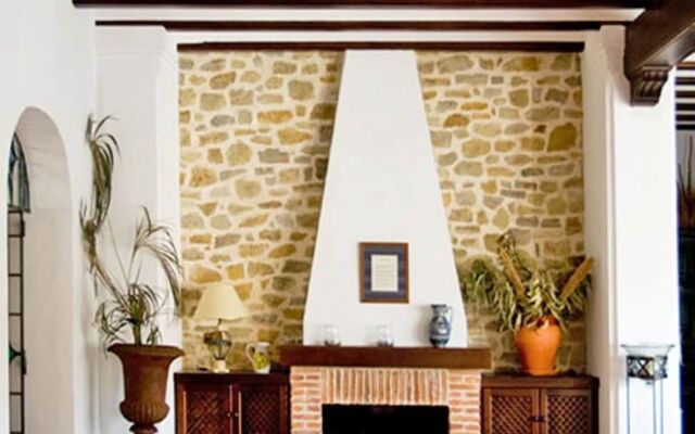 Hostal Doña Lola Marina