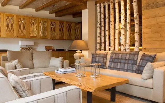 Eira Ski Lodge