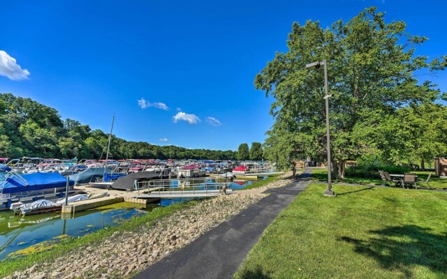 Family-friendly Galena Townhome w/ Community Pools