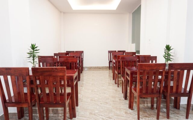Hung Long Hostel