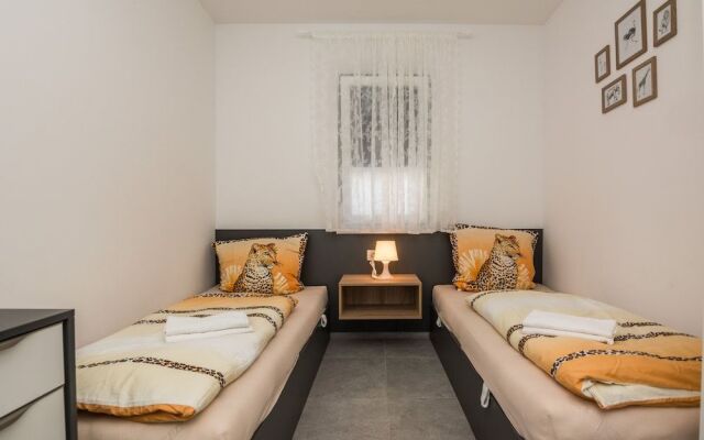 Apartment Spanic 1