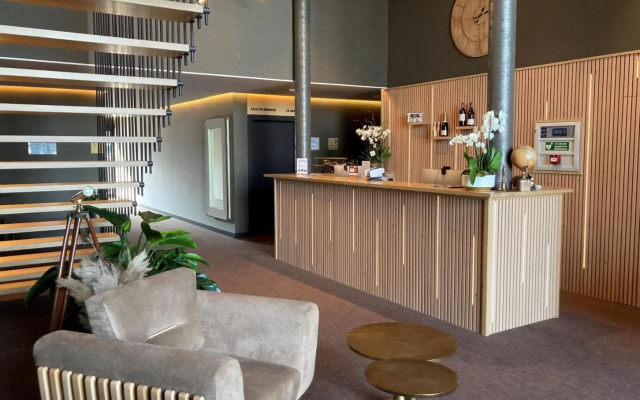 Hotel Le 830