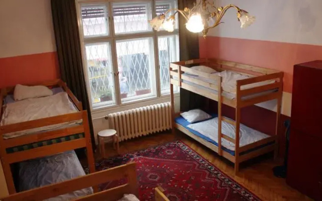 Ginkgo Hostel