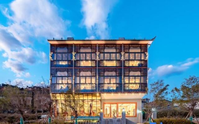 Luzhou Fan Seascape Boutique Hotel