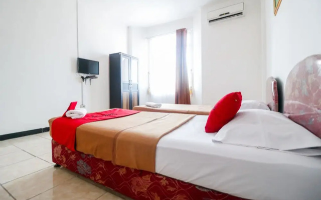 RedDoorz @ Jalan Diponegoro Lampung