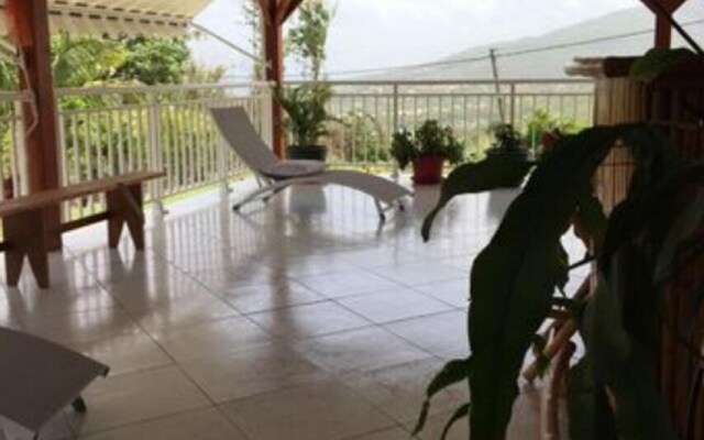 House With 2 Bedrooms in Vieux- Habitants, With Wonderful sea View, Furnished Garden and Wifi - 2 km From the Beach