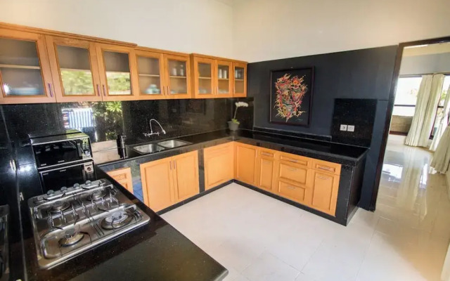 3 BR luxury beachfront with private pool