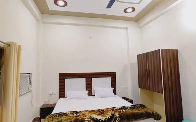 Shree Venkatesh Niliyam 300 M Ram Temple