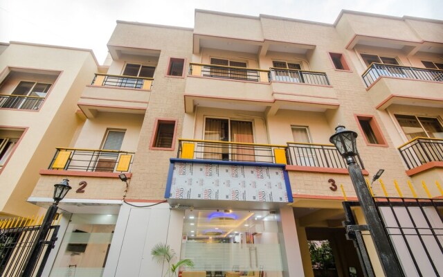 OYO 9326 Om Sai Residency