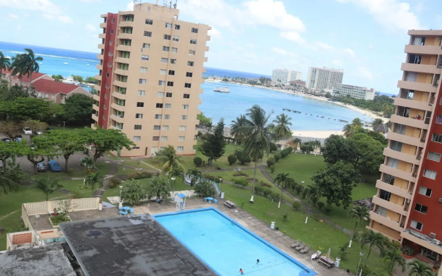 Oyster Shell Beach Suite - Turtle Towers