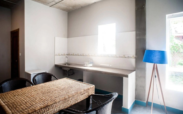 Samutra Apartment and Guesthouse