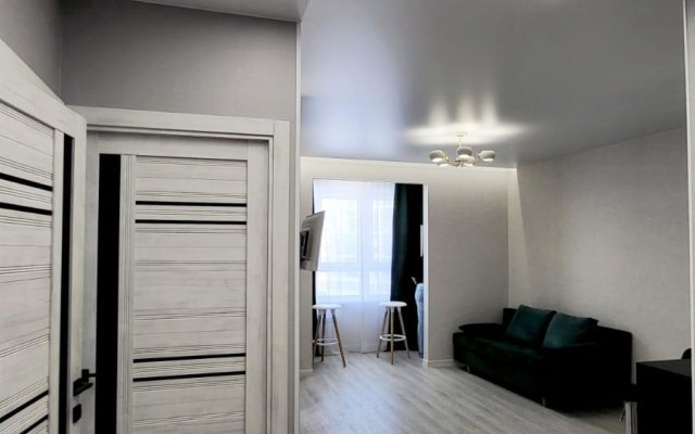 Apartments on Yasny Bereg street