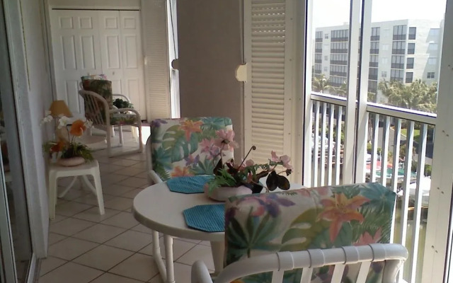 Casa Marina by RedAwning