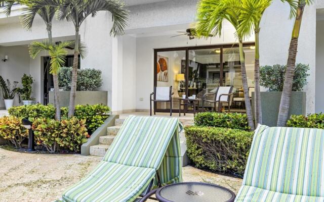 Beautiful One Bedroom Ground Level Palmaruba
