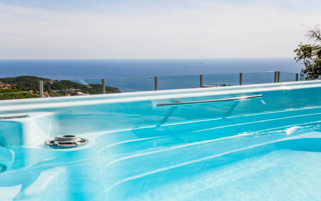 VILLA DYPSIS - Stunning Modern Villa with Great Views