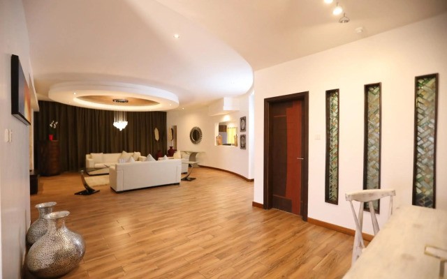 Bidwood Suite Hotel