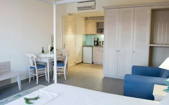 Thalassa Suites