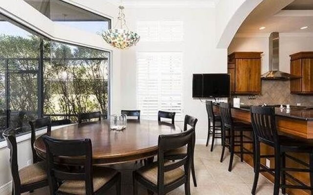 Sea Winds Beach Home by RedAwning