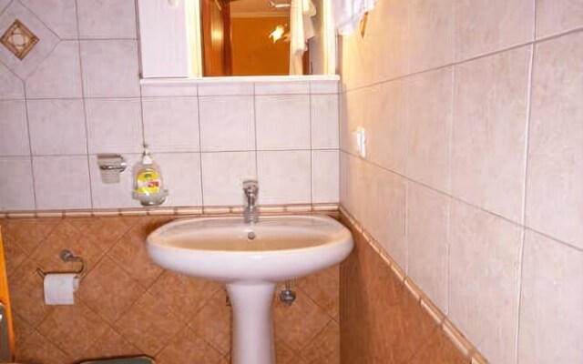 Studio Near The Beach With Jacuzzi - Bbq