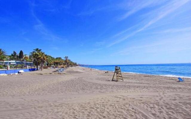 1102 Villa with Pool ,Lounge, Bbq ,Direkt in Marbella