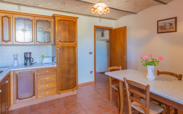 Borgo Agrituristico Il Pino (ONA200)