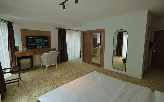 My Suit Residence