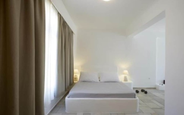 Black Rose Suites