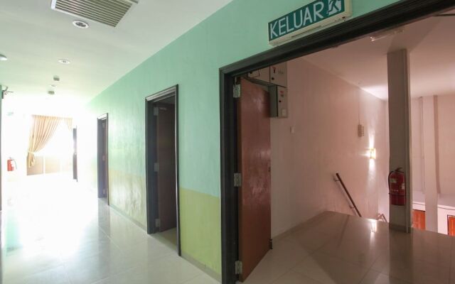OYO 89539 Hotel Siswa