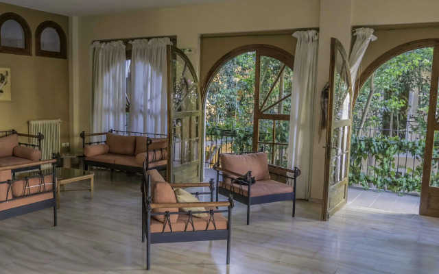 Krinas Hotel