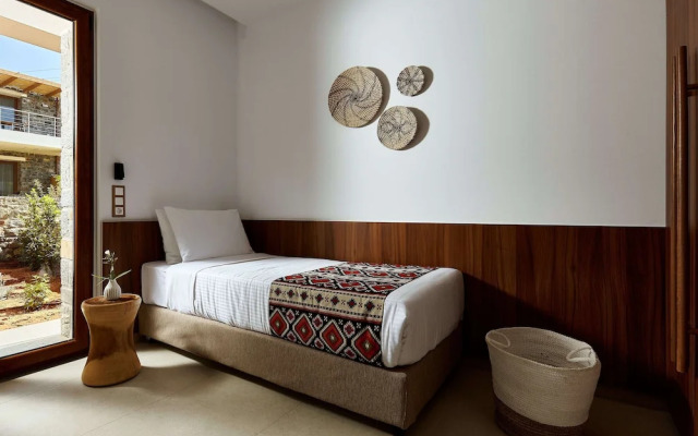 Volta Suites and Villas
