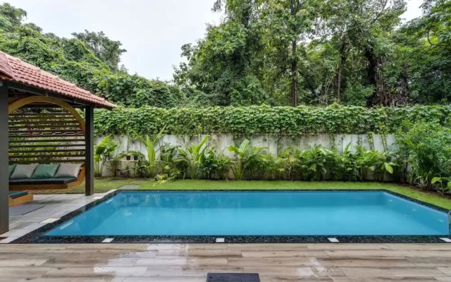 Casa Maxima - 4BR w Private Pool 1km to the Beach