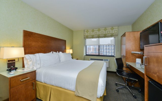 Holiday Inn Express New York - Manhattan West Side, an IHG Hotel