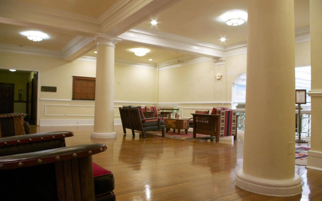 Historic Plains Hotel