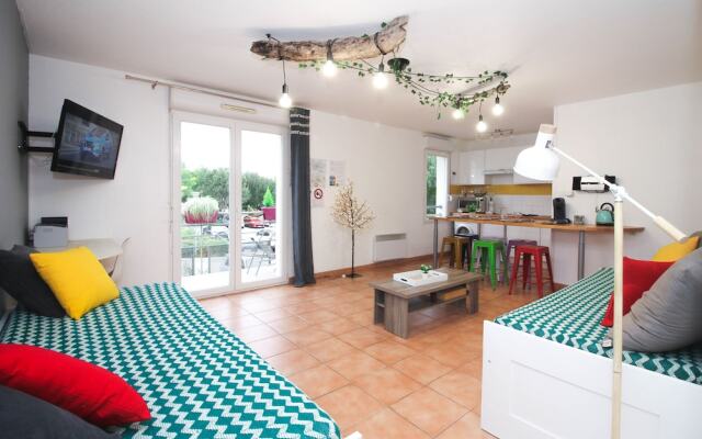 Carcassonne -Terrasse-Parking-WIFI 3lits
