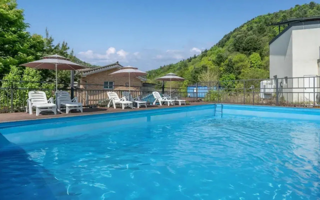 Gapyeong Villajia Spa Pension
