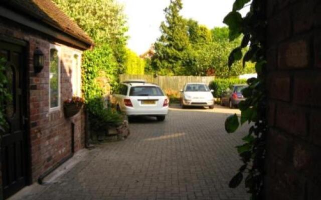 Trough Ivy House B&B