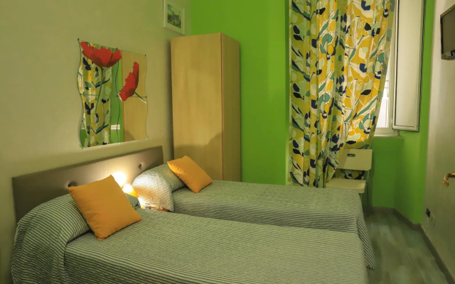 Român Holidays Hostel
