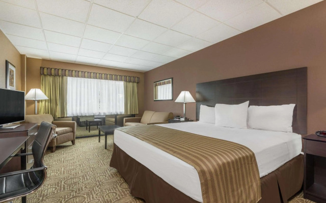 Ramada Hotel & Conference Center by Wyndham Paintsville