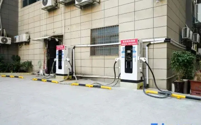 Vienna 3 Best Hotel (Xiamen Airport Xiagu Dock)