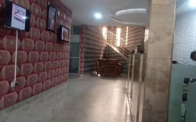 Royal Continental Suites and Apartments