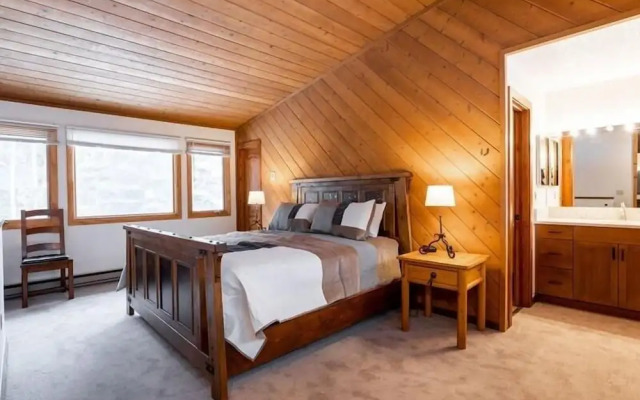 3-Bedroom Meadow Creek Townhom 3 Townhouse