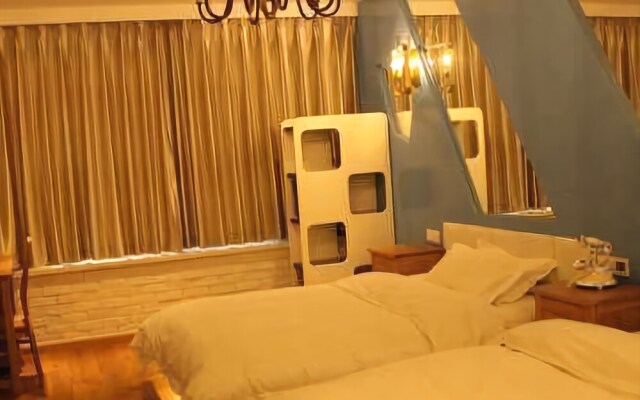 Feeling of Family Chain Hotel