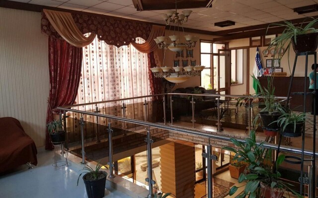 Akmal Hotel