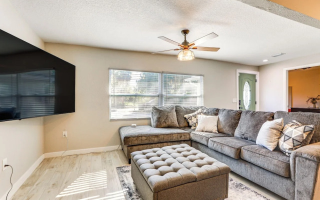 Saltwater Pool & Putting Green: Bradenton Oasis