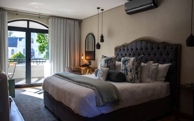 Le Petit Manoir Franschhoek